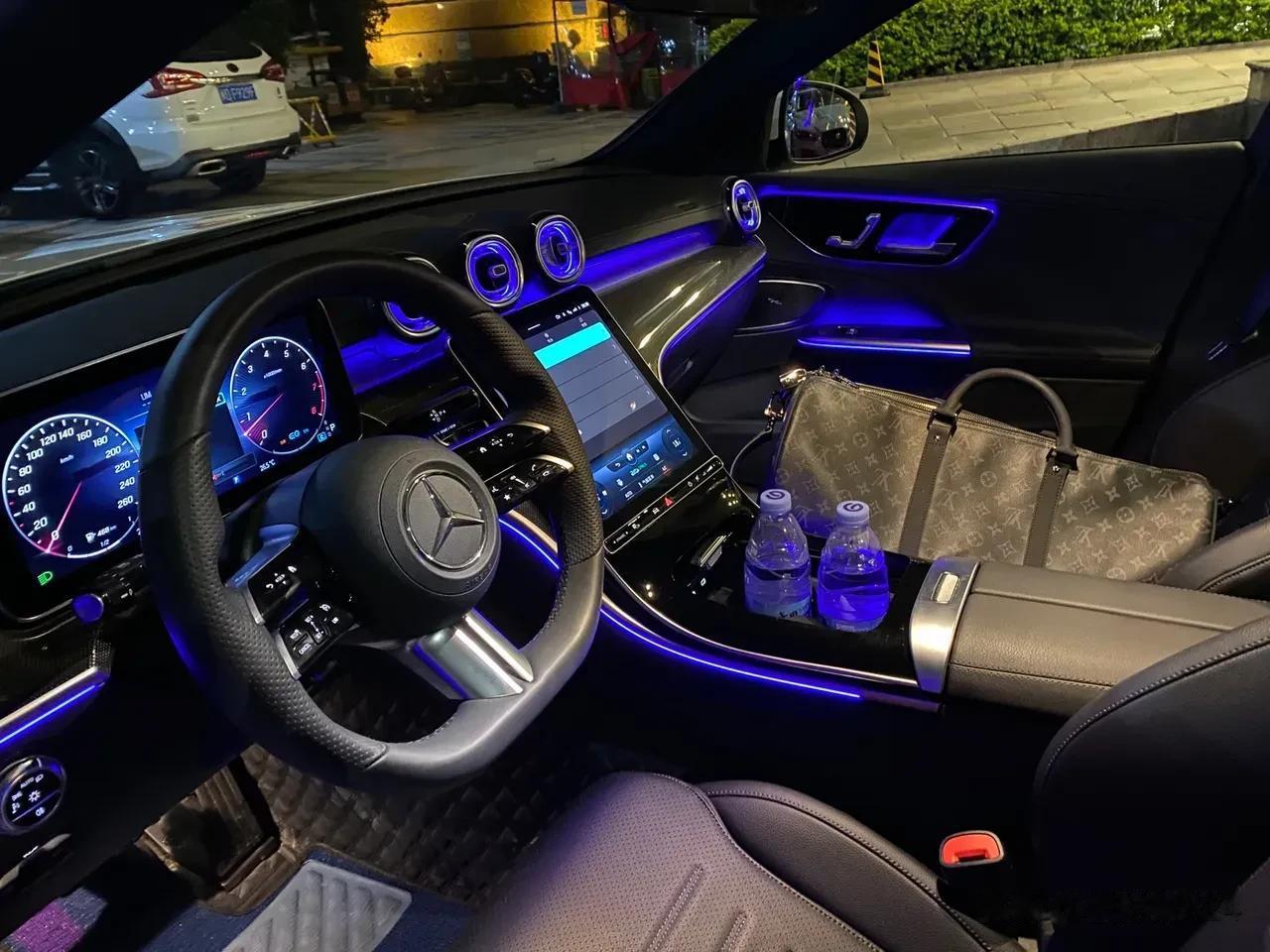 上了985才发现，80%以上的学生都来自富裕家庭和教师家庭，只有不到20%来自农