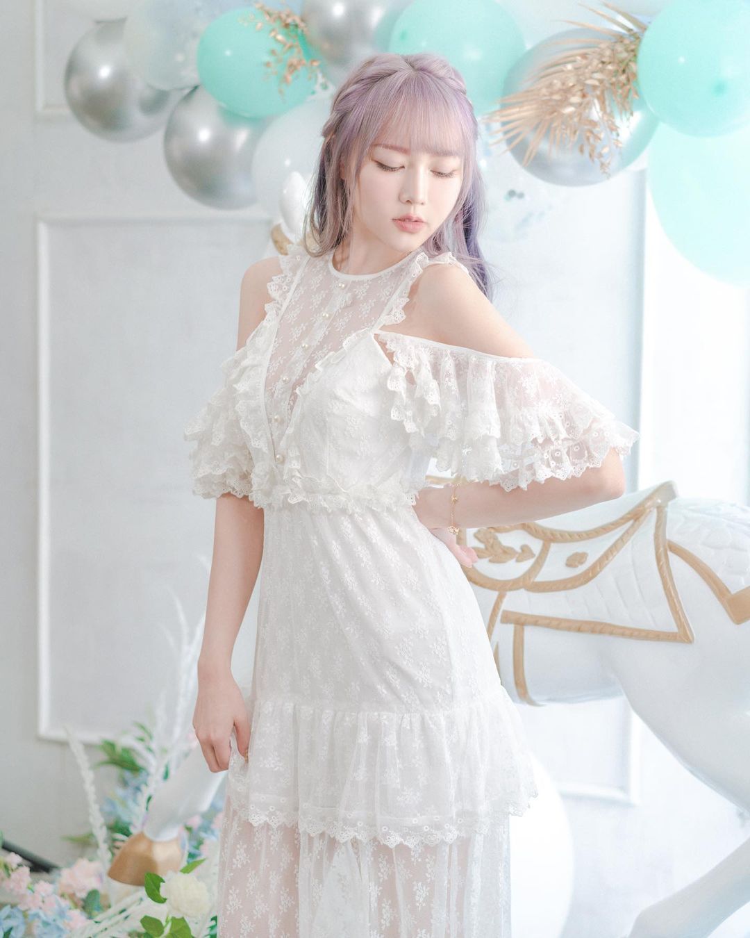 哪个是你最喜欢的我#少女写真#  #情绪Leo# #清纯御姐#,#美妆搭配# ​