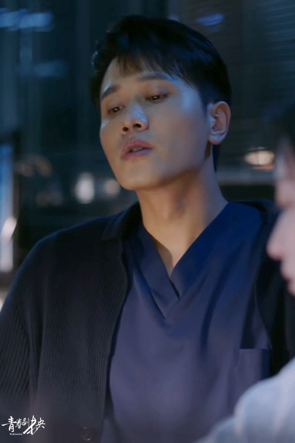 彭冠英的颜值崩了？！

彭冠英和王楚然的新剧开播后，有不少粉丝都在吐槽彭冠英饰演