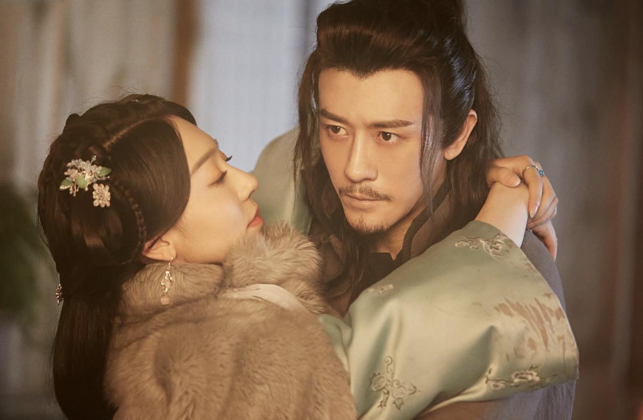 、武侠剧《飞狐外传》令人印象最深的是打戏做得十分精彩，形容起来是这几年看过的武侠