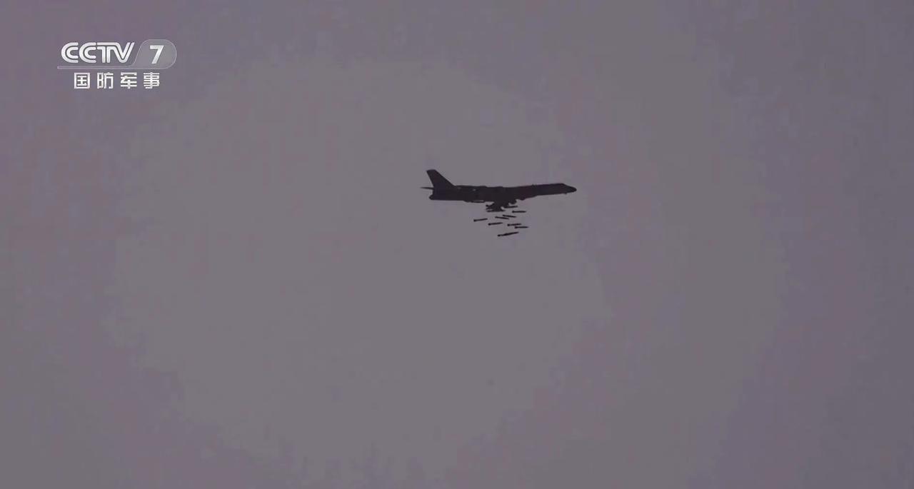 罕见！“战神”投掷500公斤低