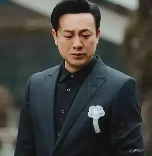 张颂文大火后，许多名人对他发表了评论。著名演员陈评论的一句话，让观众猜不出是什么