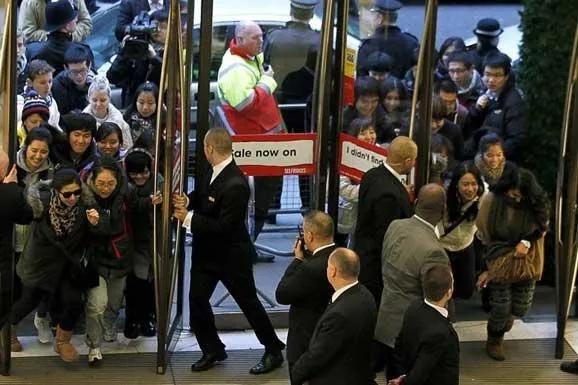 中国年轻人变了，美媒、日媒带头发酸！这两天看到两个有趣的新闻，一是美国《财富》杂