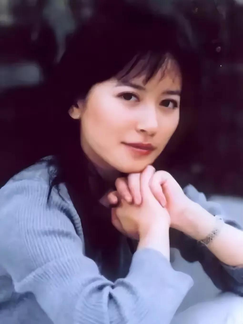 谁说气质女神俞飞鸿一直单身，5