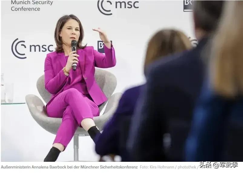 德国《明镜周刊》报道，该国外长贝尔伯克计划推行“女权外交”，作为德国的对外方针。