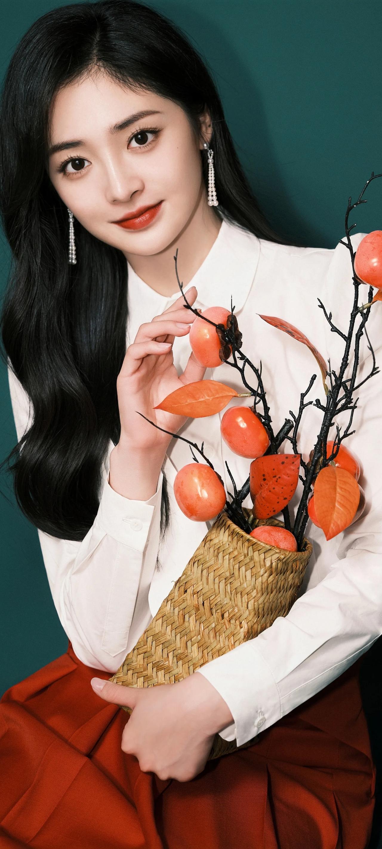 周洁琼高清壁纸，跨年写真大片。