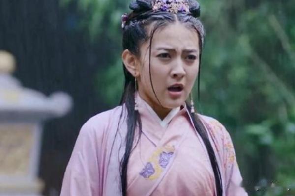 有种心疼叫雨中跪：若曦没啥，花千骨没啥，看到图4：直接抱走！
很幸运能够和大家在