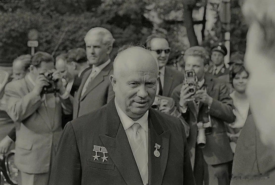 59年前，1954年2月19日，苏联最高苏维埃主席团颁布法令，将克里米亚地区从俄