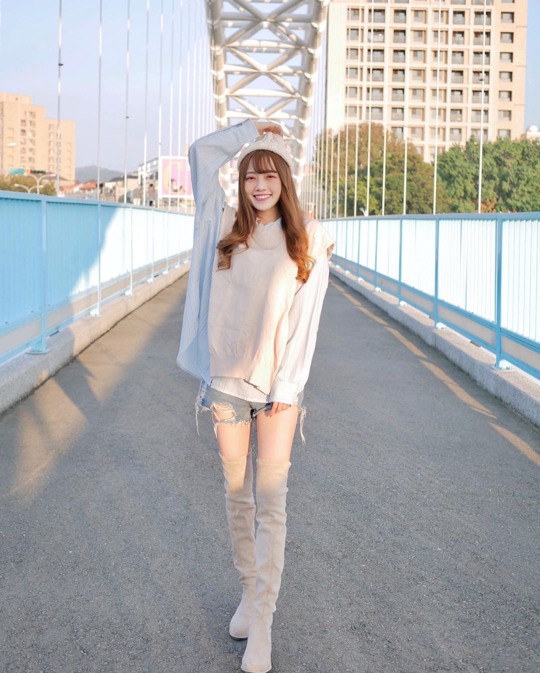 最爱你的人，会不会是我#少女写真#  #情绪Leo# #清纯御姐#,#美妆搭配#