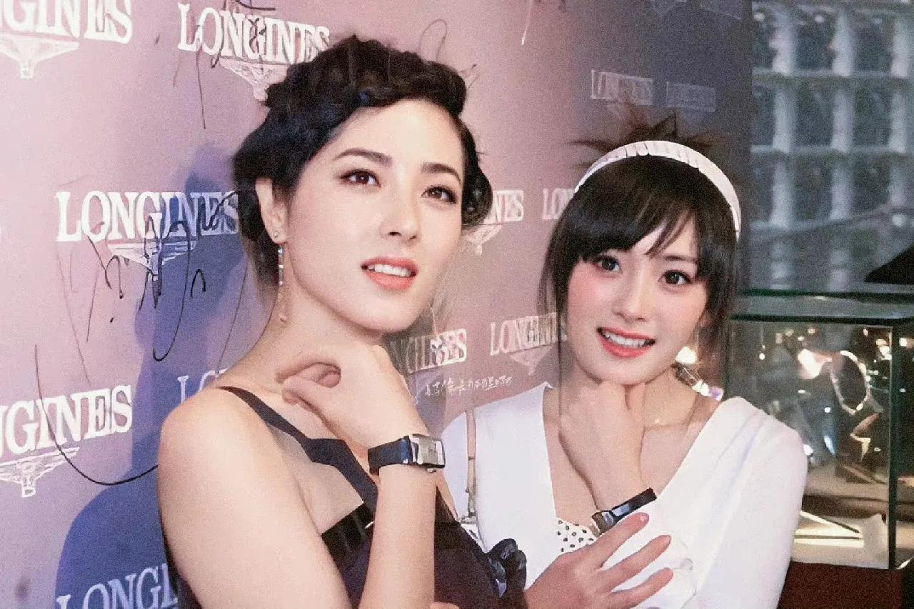 蛙趣……曾黎和杨幂竟然认识，好水灵好美啊
豪门姐妹既视感，美艳贵气的掌权大姐和漂