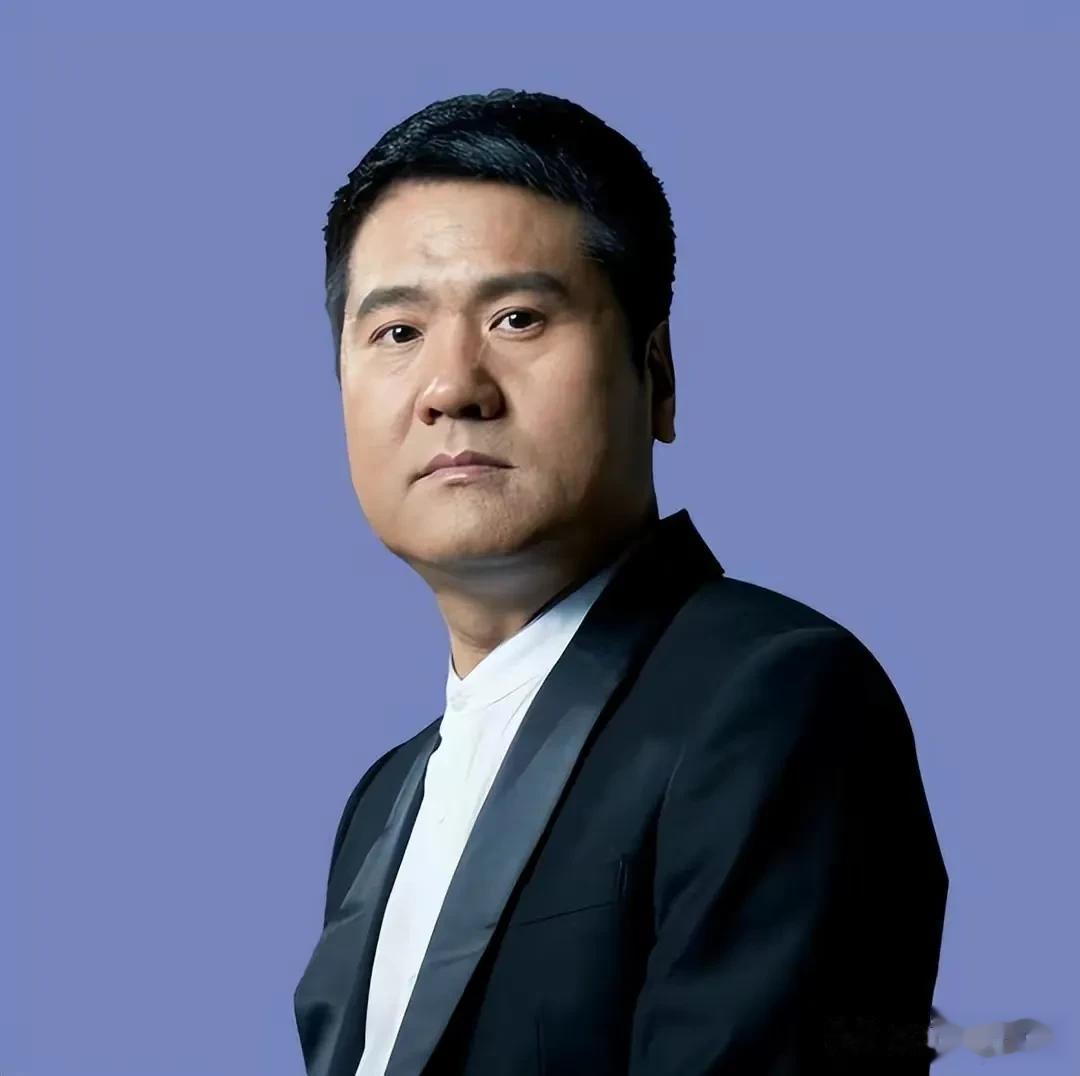 王福重，请大家记住这个人。北大博士，著名经济学家，北京航空航天大学教授，中央财经