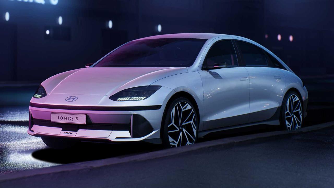 现代Ioniq 6：基于E-GMP平台，外观兼具复古风与流线形，内饰很有辨识度，