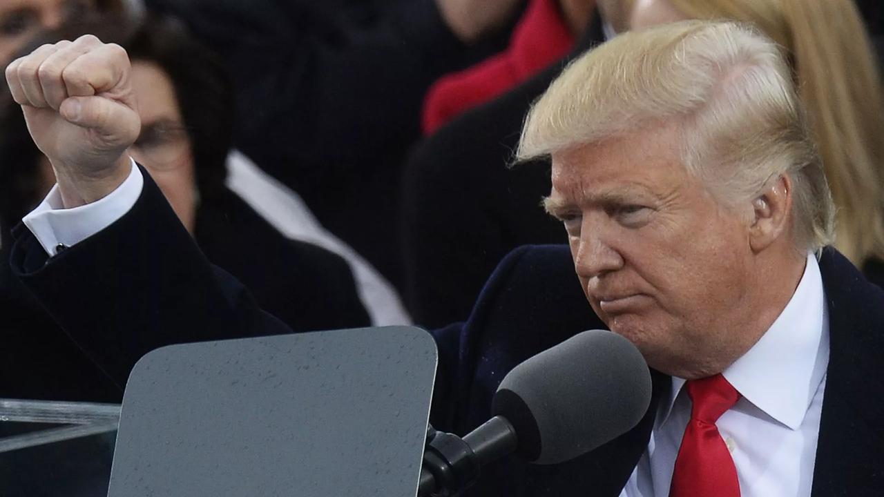 特朗普和马斯克被邀请访问克里米亚。

克里米亚议会主席弗拉基米尔·康斯坦丁诺夫邀