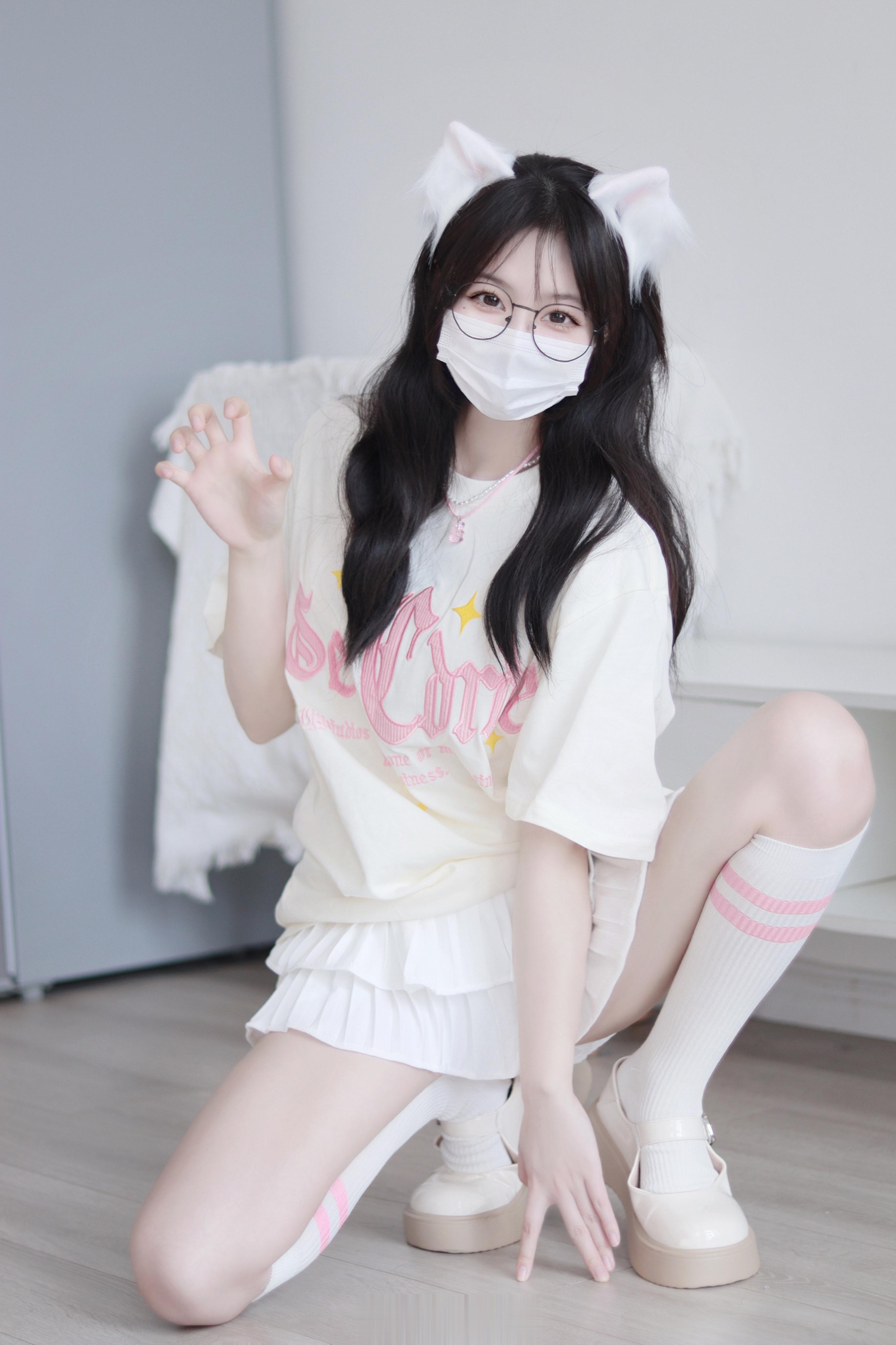 可爱的小猫咪能有什么坏心思呢？ ​​​