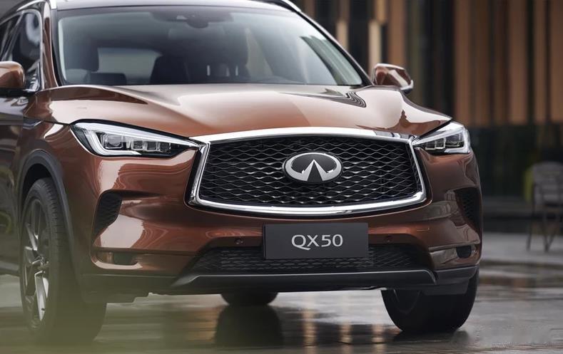 新英菲尼迪QX50正式上市：33.38万-46.98万。外观上来说，与现款是差不