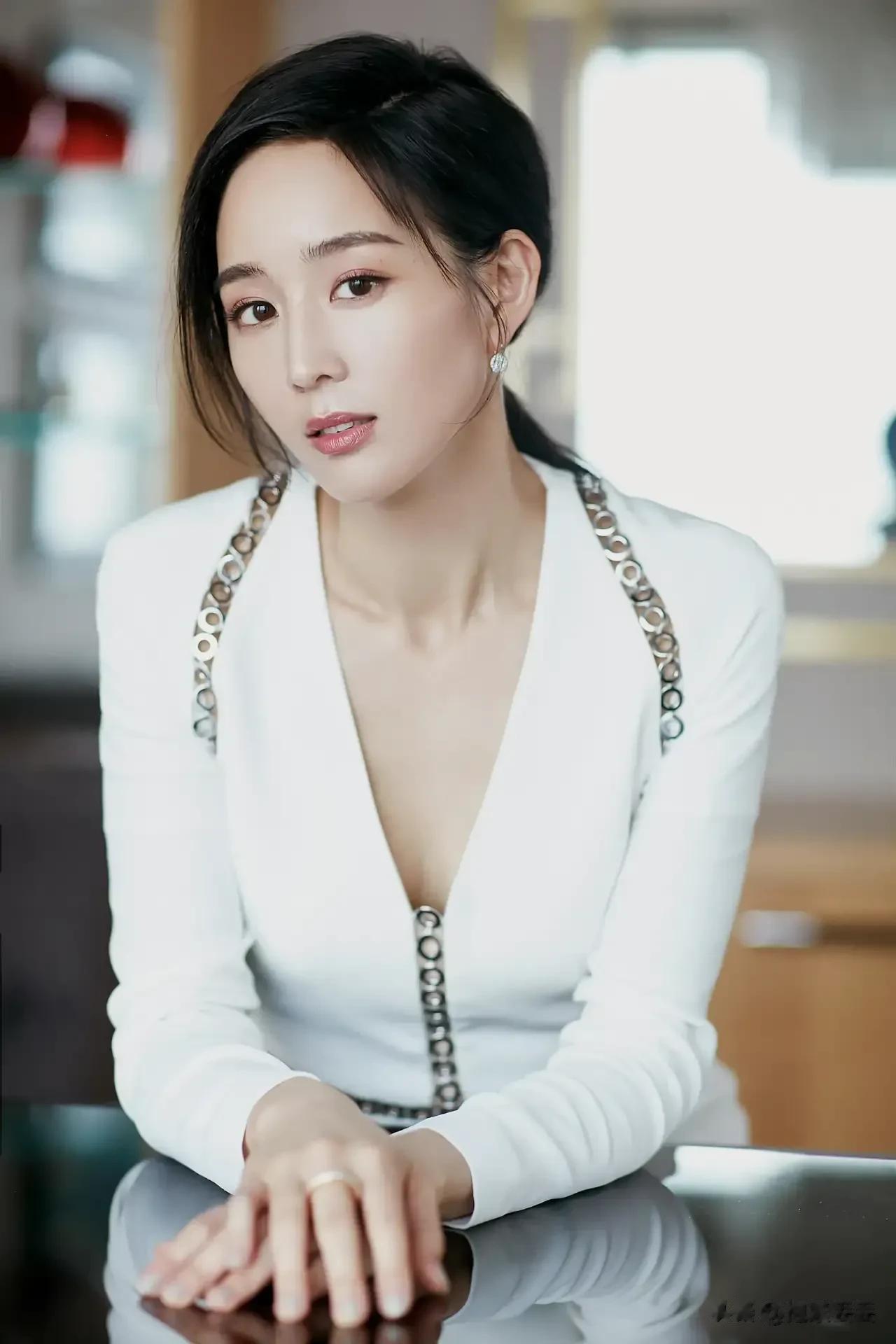 美女图集～第743期 | 张钧甯
