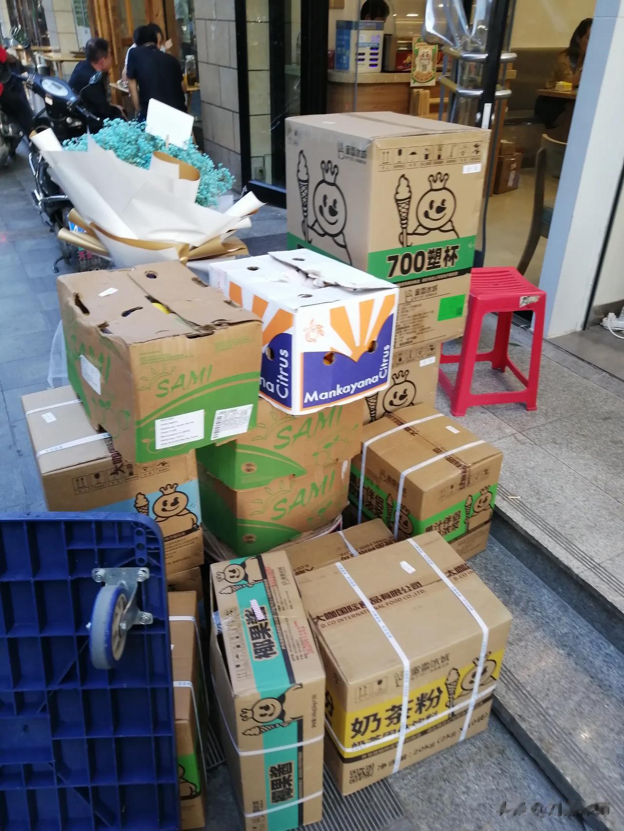 蜜雪冰城就是这么的坦诚，值得信赖