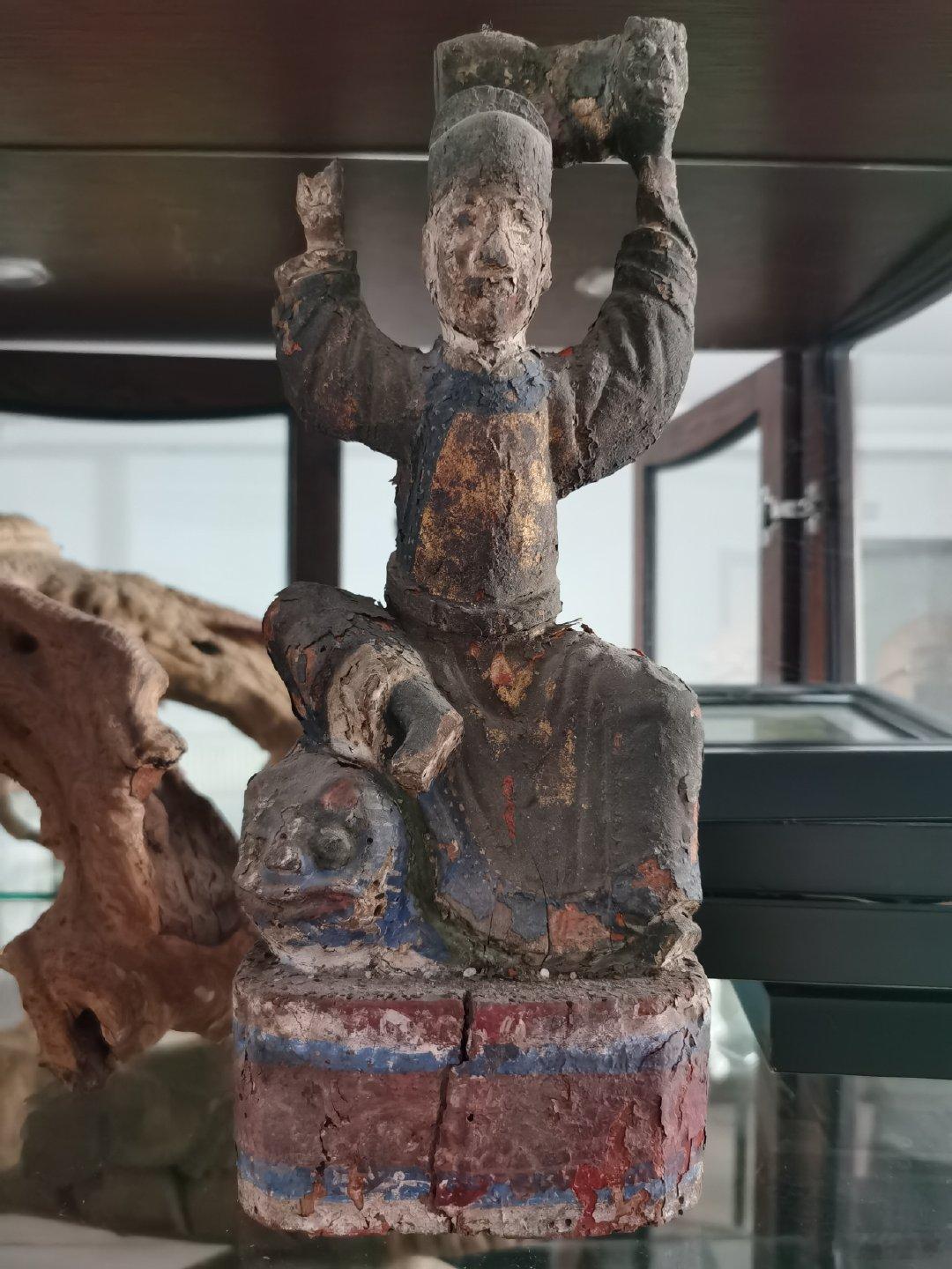 十几年前在成都街头古玩地摊买的一个东西，有谁知道是什么吗？ ​​​