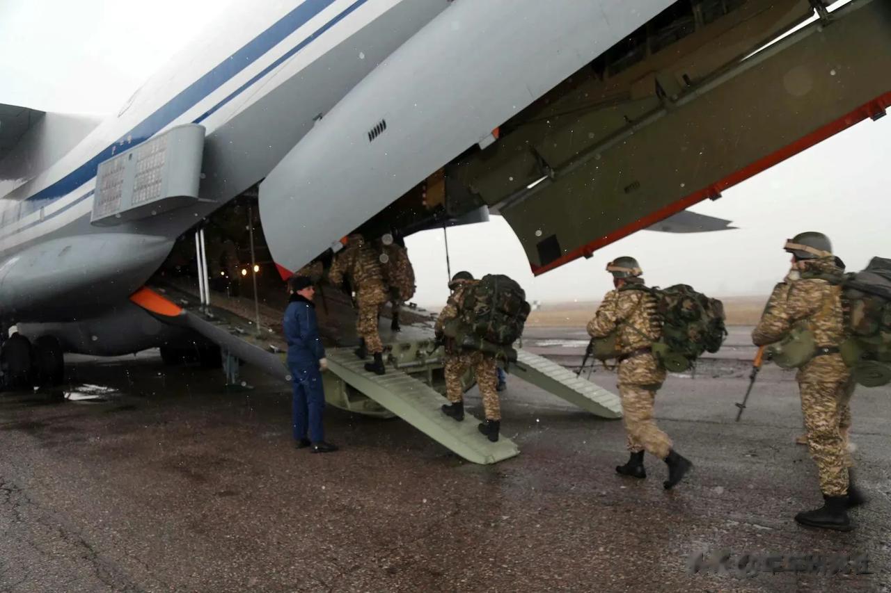 俄罗斯这次出兵哈萨克斯坦让人不得不服，出动70架伊尔76和5架安124直接将集安