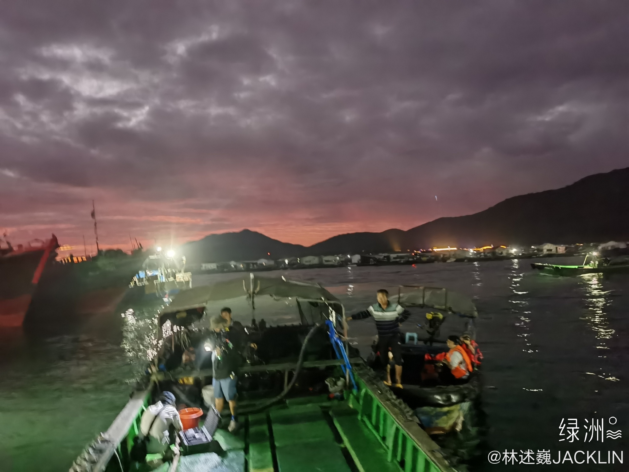 一大早出海打鱼啦 找刺豚[馋嘴