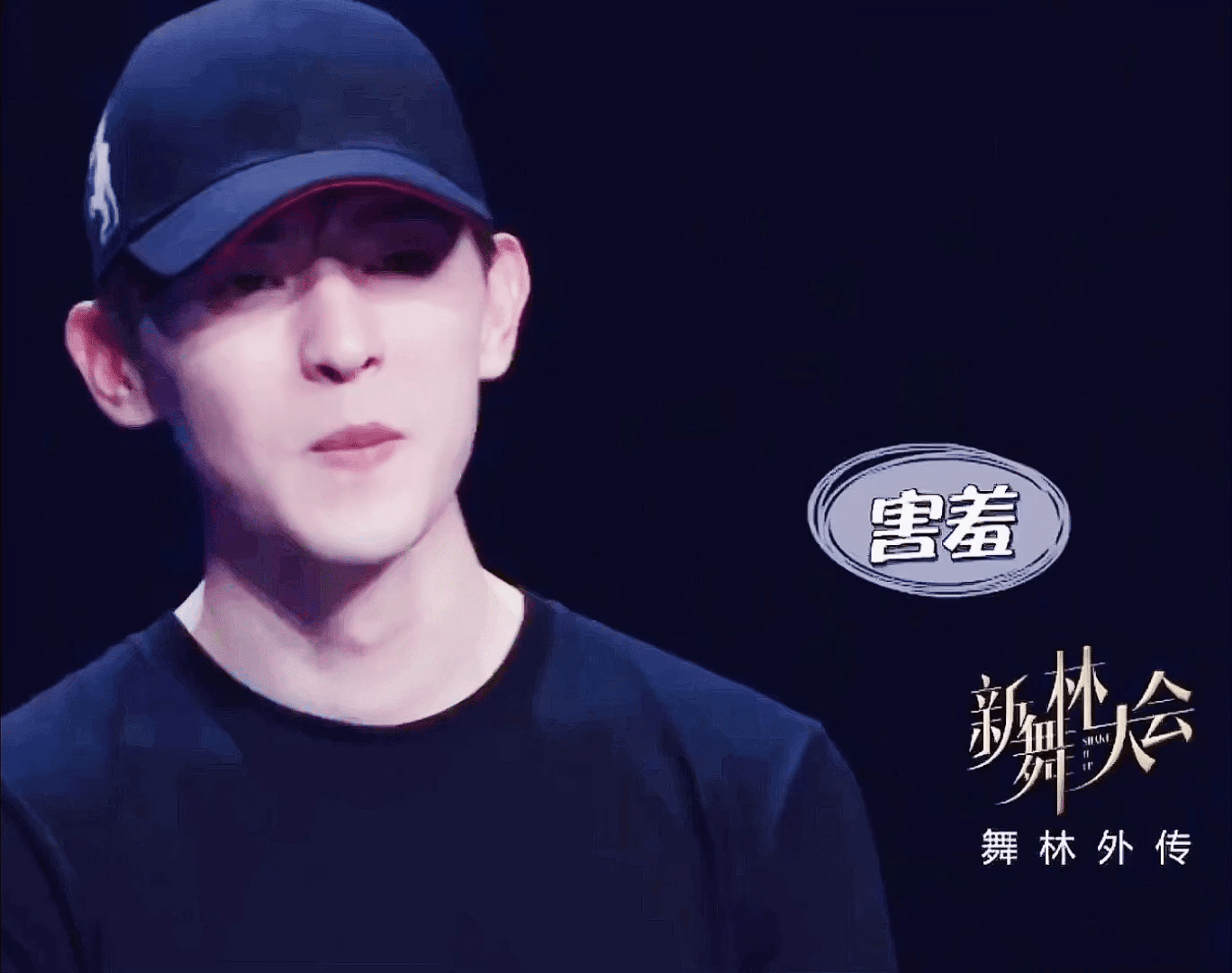  帅哥宝北戴帽子的效果and我戴帽子的效果👇🏻新同款的到来再一次让我认清现实