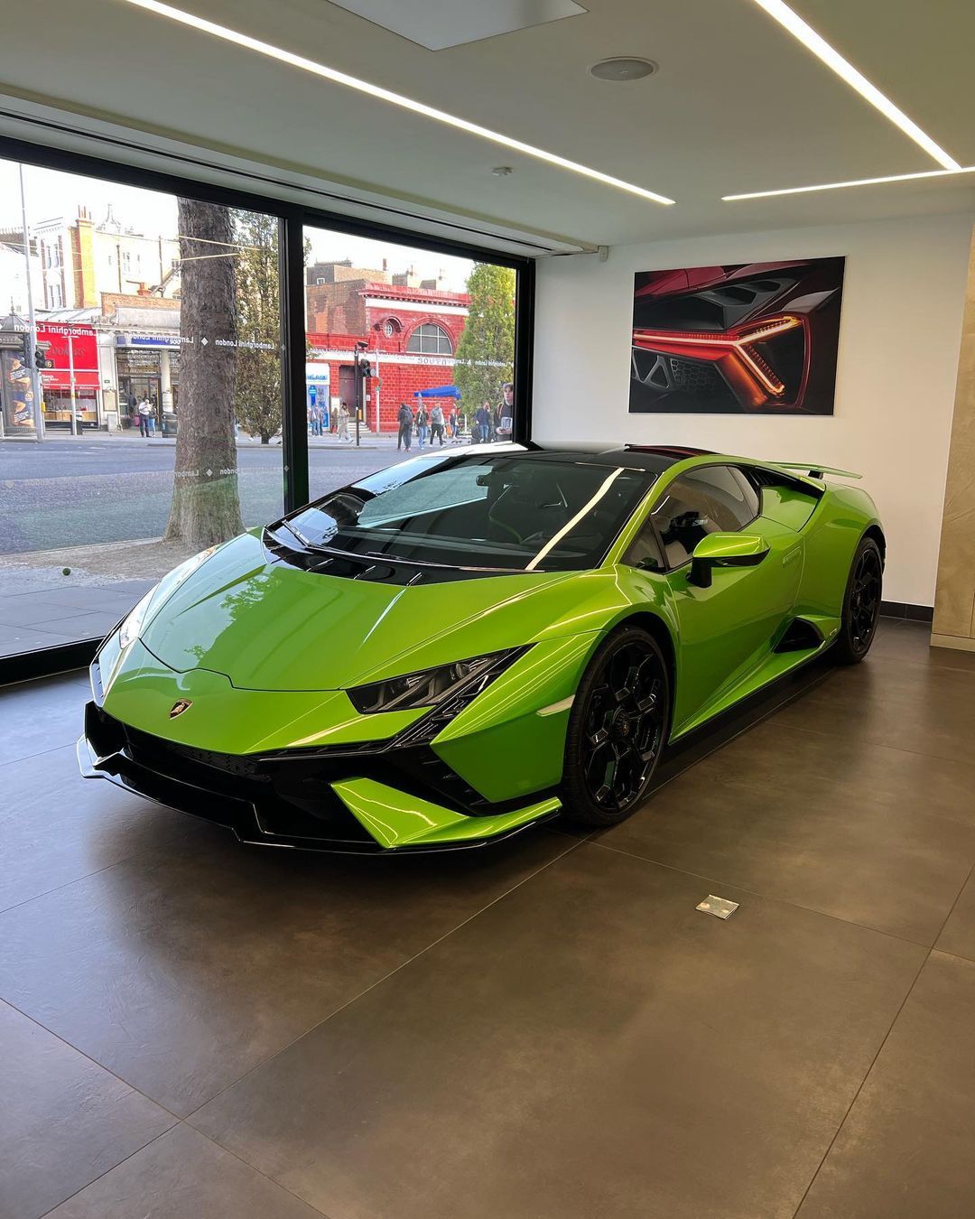 Lamborghini Hur