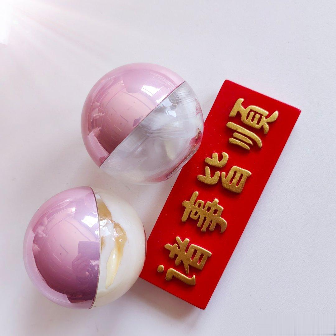  小品里说「脑子大脖子粗，不是领导就是伙夫」，这当然是一个笑话，但让人变成这种状