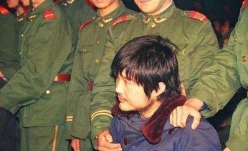 魏振海，唯一不认罪却被执行死刑的悍匪，他到底做了什么？
 
要说上个世纪有什么令