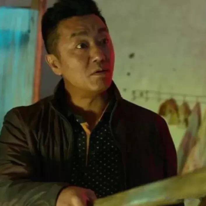 《狂飙》剧组删除了“钟阿四”戏份，为啥换个名也不能重返娱乐圈，满文军、谢东等人是