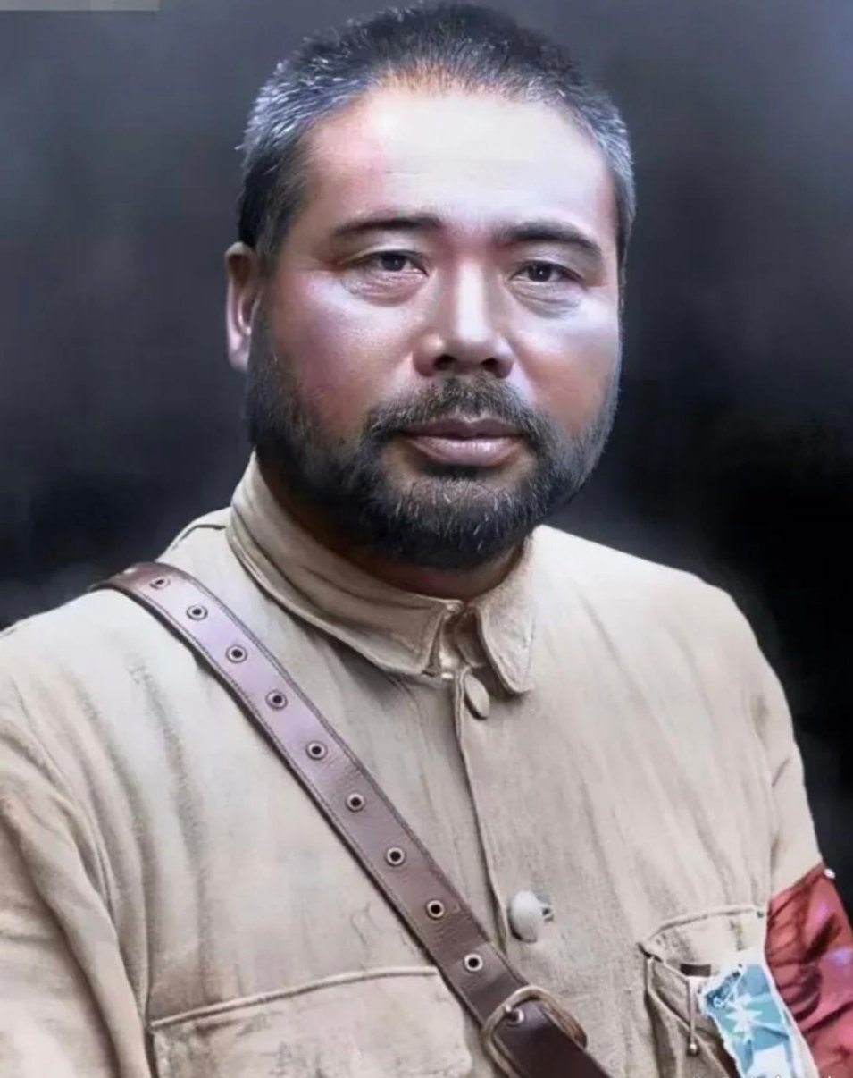 #历史那些事[超话]#他曾是军中兵王，在军阀战争中八次叛逃。他被称为“叛逃的将军