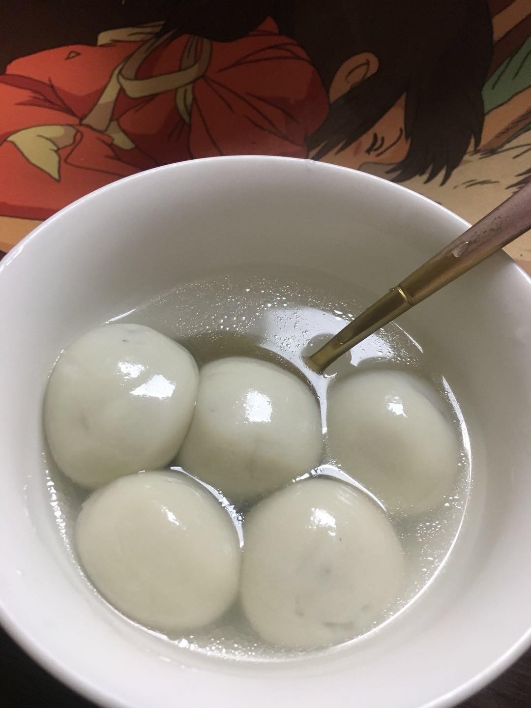 今天大家一定要宅着
，
不然
，
病毒会笑话我们
：
看
，
躲得了初一
，
躲