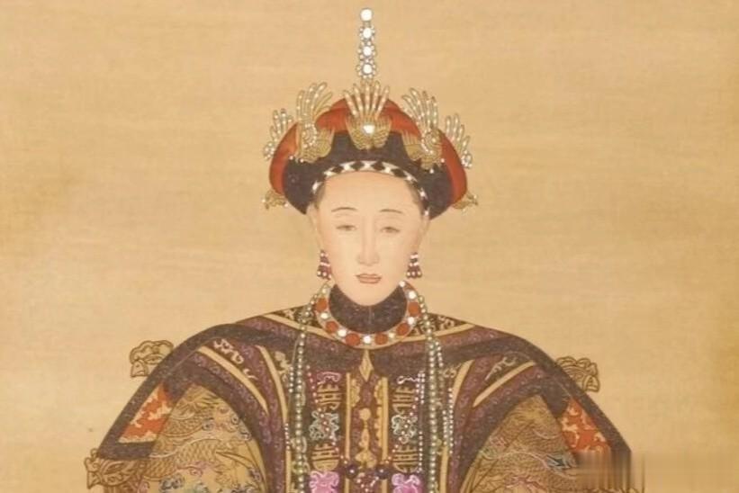 【淑慎敦宜荣庆皇贵妃朝服像】
