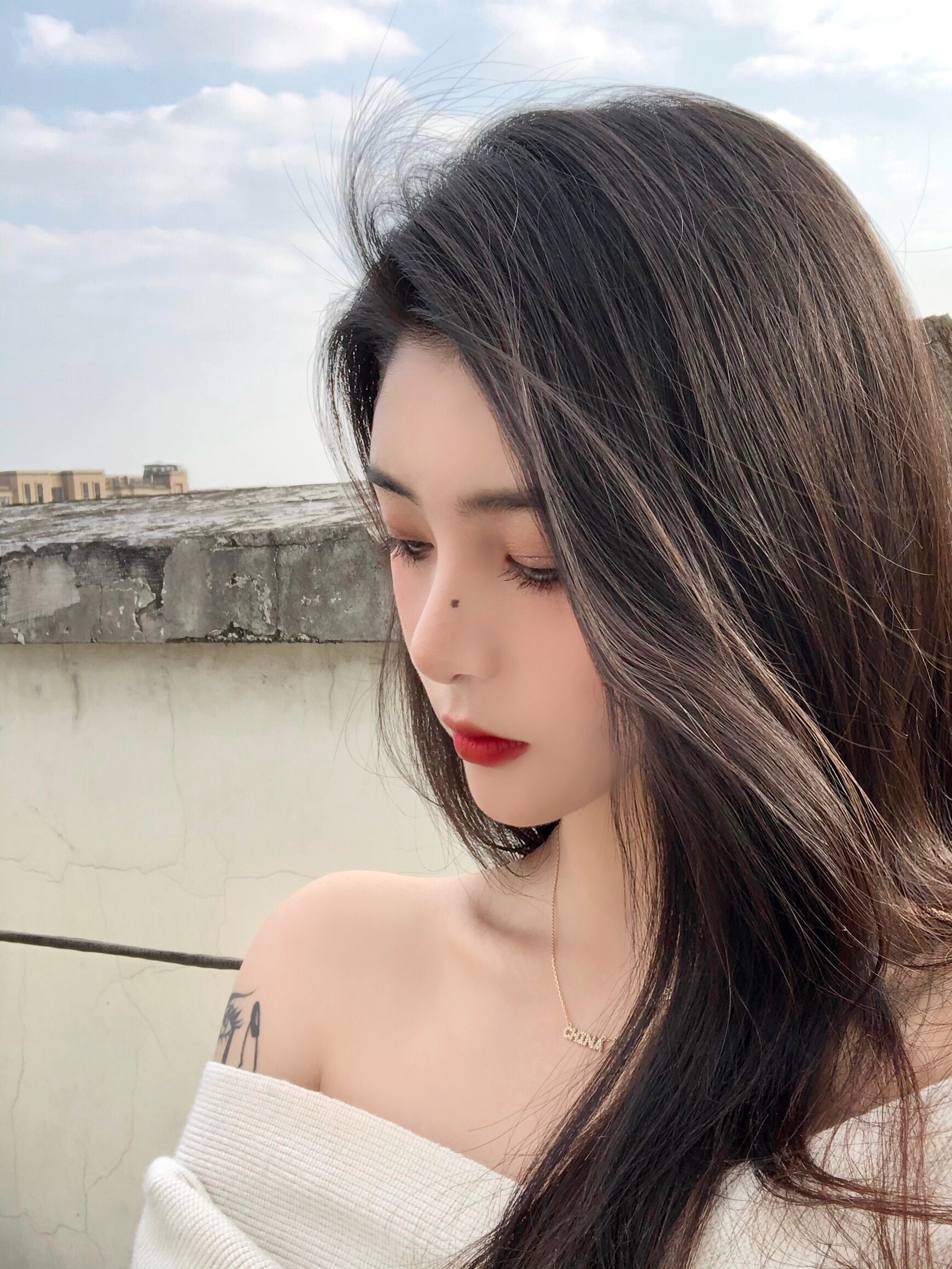 我比你想象的更想留在你身边  #情绪Leo# #清纯御姐#,#美妆搭配# ​​​