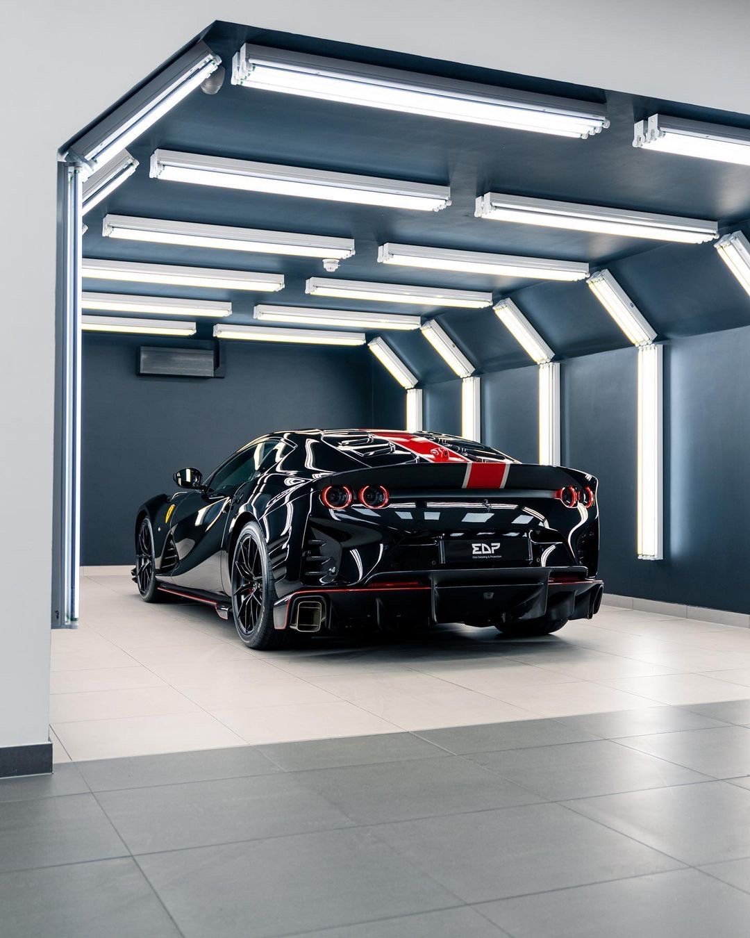 法拉利 812 Competizione ​​​