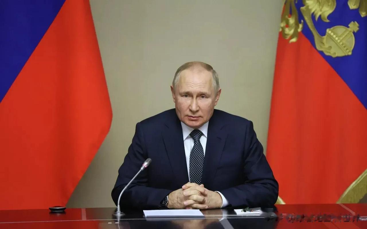 全俄社会舆论研究中心最新民调显示，大多数俄国人信任普京并认可他在总统岗位上的工作