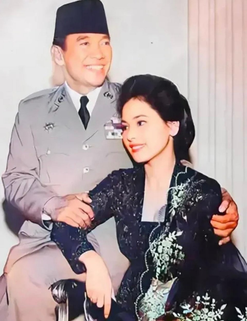 #历史那些事[超话]#事实证明，娶了妻还得娶大家闺秀，老祖宗的经验没有白费。印尼