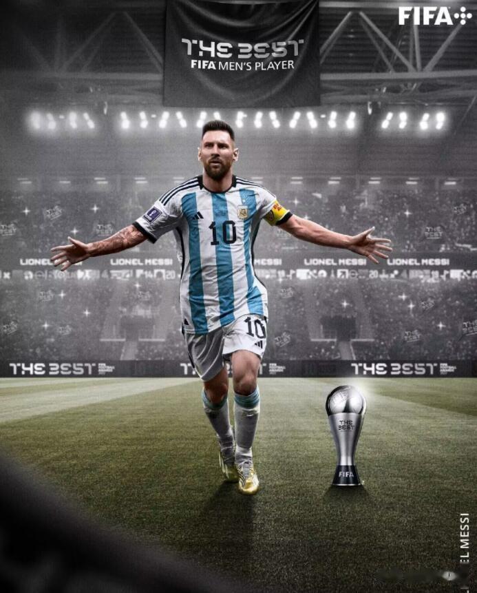 哎，你说，你当选就当选呗，但是这样子的断层就不太好了。
梅西当选FIFA年度最佳
