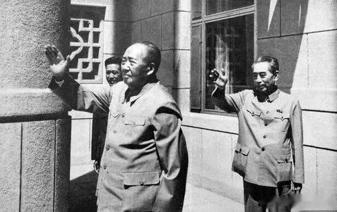 1964年底，全国劳模王国藩参