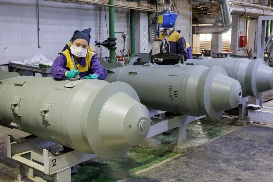 都2023年了，依然有人在鼓吹援助俄罗斯武器，有这样想法的人，吃席都赶不上热的！