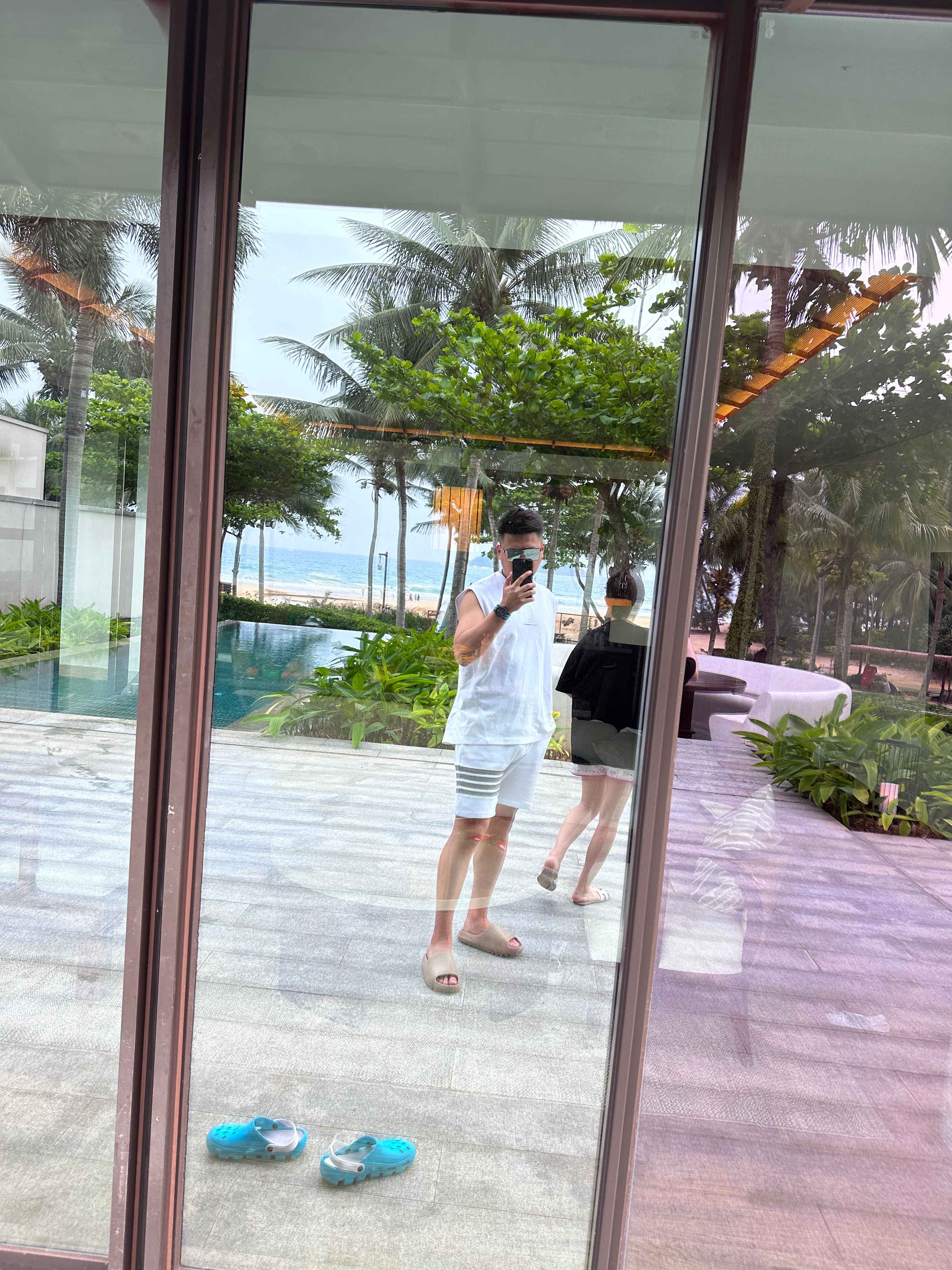 相比三亚 真的万宁更安静 更简单 没有名利场 没有夜生活只有大海 沙滩 家人  