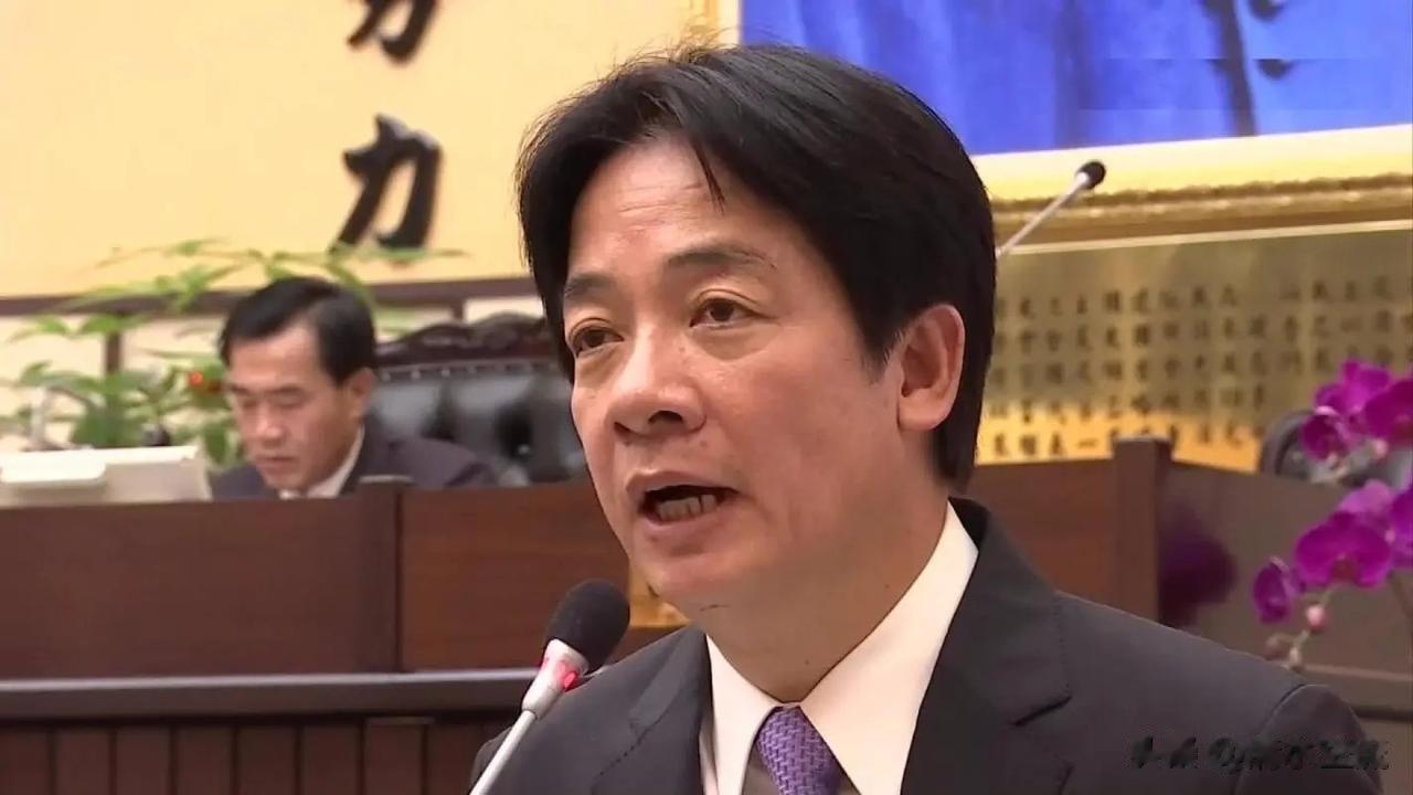 侯友宜出山呼之欲出，三十五名国民党“立委”将联名支持侯友宜参选2024，这也是对