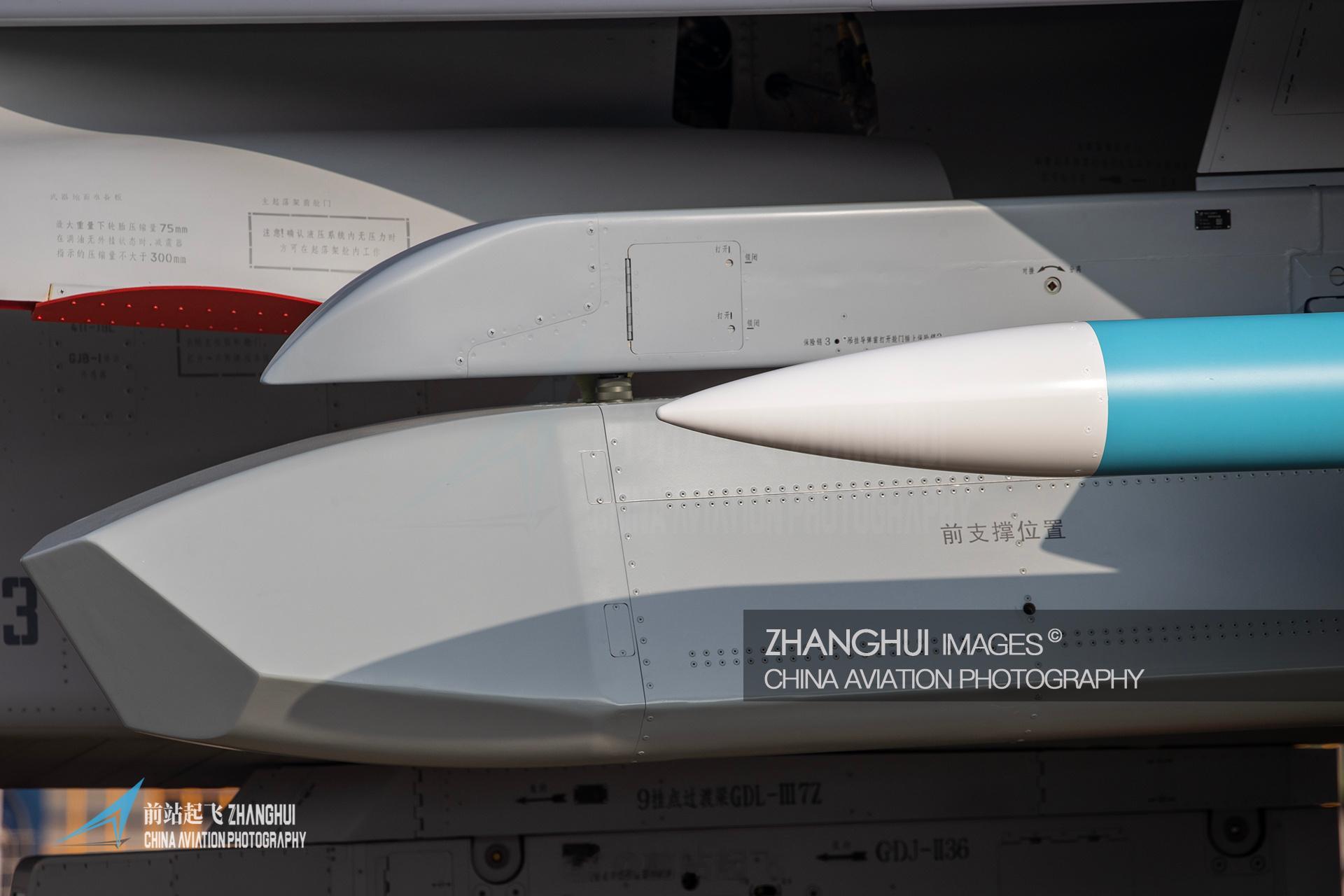 歼16/歼16D的挂载，炸弹卡