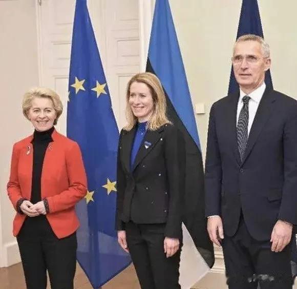 冯德莱恩：欧盟将为乌克兰采购弹药：
据央视新闻，当地时间24日，欧盟委员会主席冯