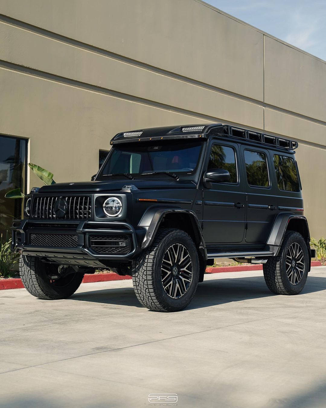 Factory Satin Black Mercedes G63 AMG 4x4
