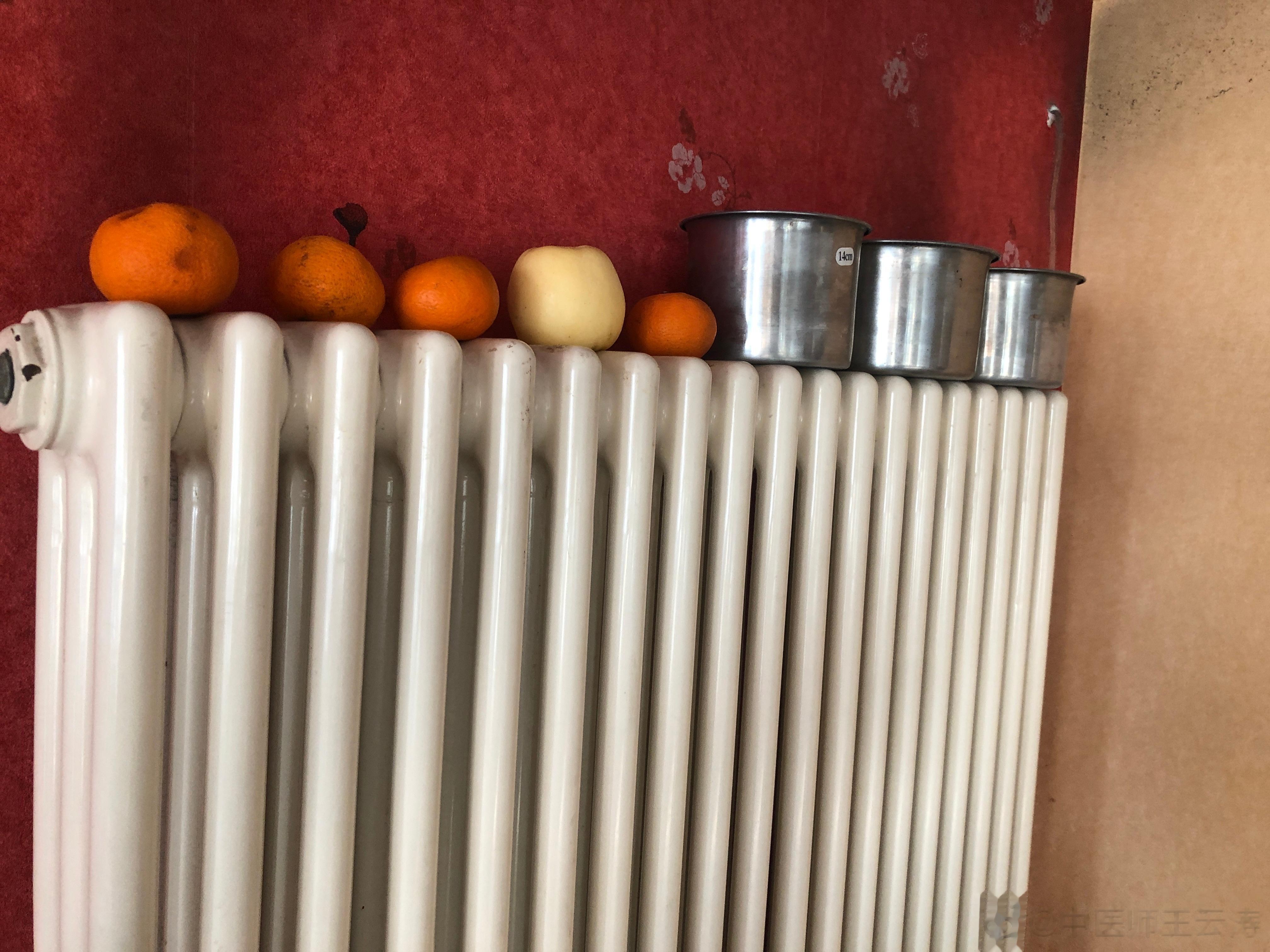 春节假期。暖气热水果，一直是温