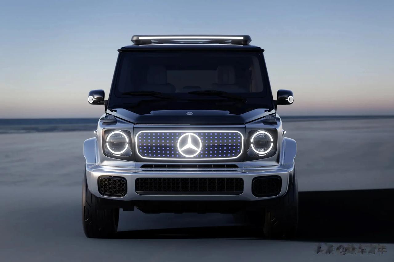 奔驰EQG按我PS的样式改是不是更好看了？[害羞][害羞]
原车点亮的大标和中网