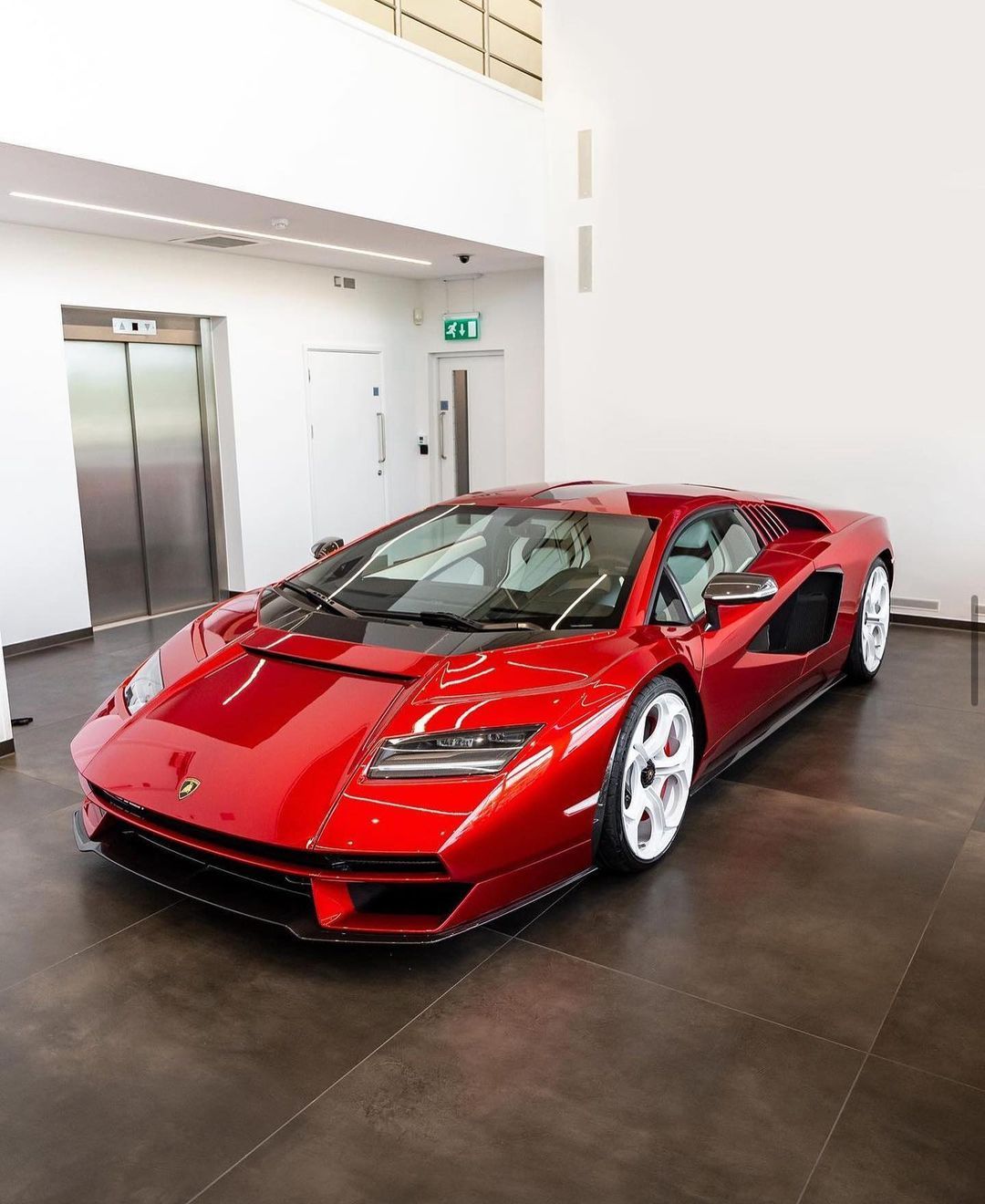 Rosso Scintilla Countach｜Lamborghini#Cou