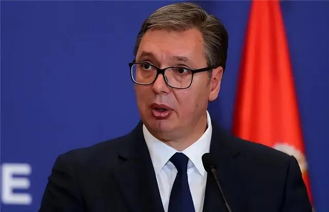 俄乌战争还未结束！塞尔维亚和科索沃又擦枪走火，据媒体报道，目前科索沃地区已传出爆