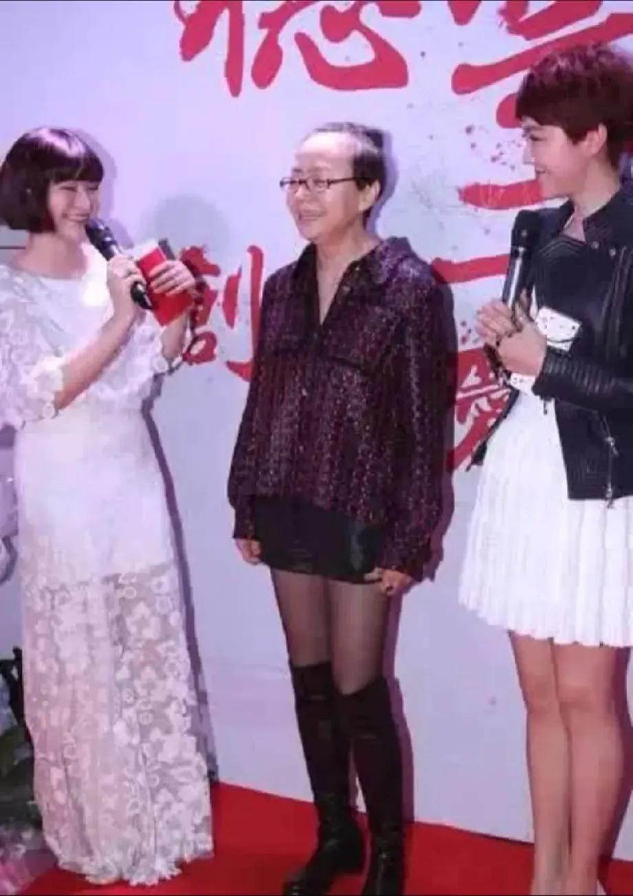 不愧是我们最喜爱的喜剧大师，宋丹丹真是越老越妖呀！60多岁了还是那么可爱，内心深