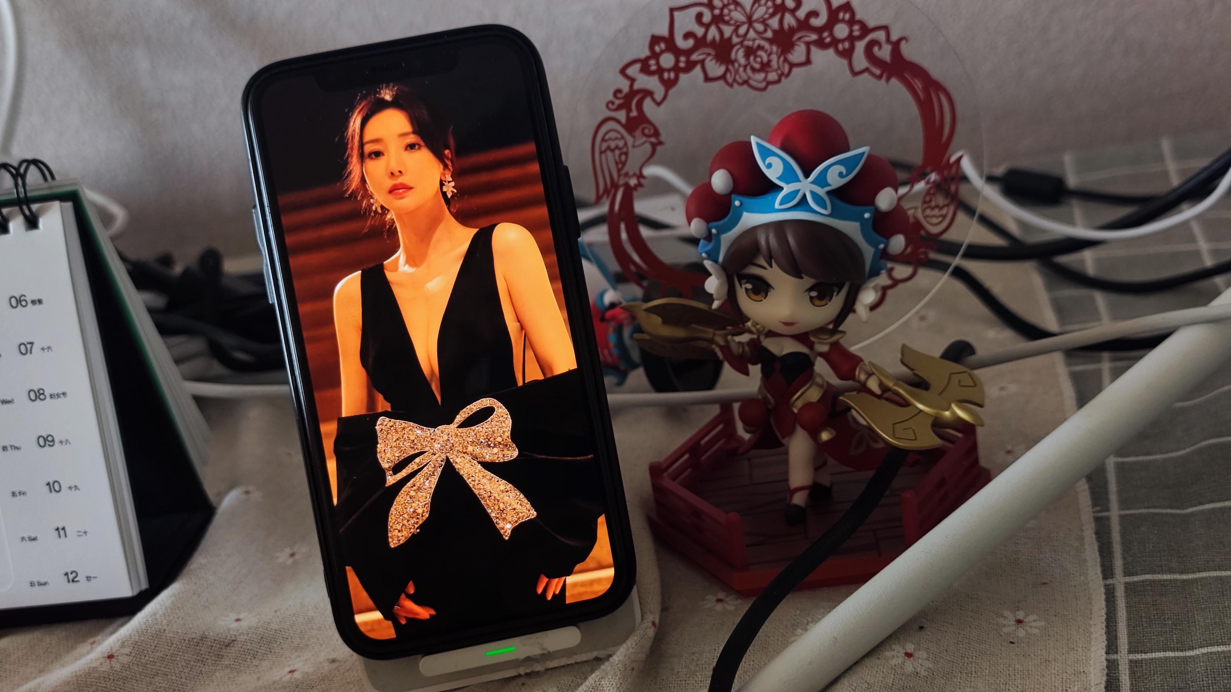 挤牙膏的苹果，市值却能再创新高？iPhone 13系列、iPhone 14系列被